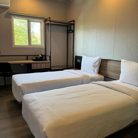 Conjioo Hotel Sumbawa Managed By Mhm Maluk 外观 照片