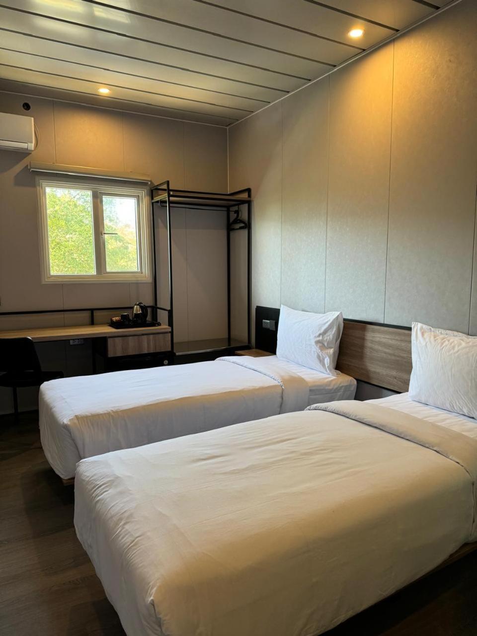 Conjioo Hotel Sumbawa Managed By Mhm Maluk 外观 照片